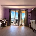 La Fontana Nelle Langhe ベッド・アンド・ブレックファスト 3*